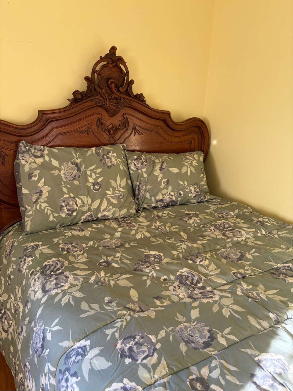 FLORAL FULL/QUEEN COMFORTER SET